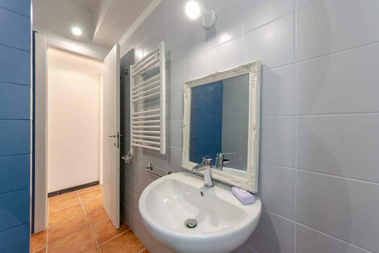 شقة Joivy Family Flat With Little Patio, Cinque Terre فيرناتْسا المظهر الخارجي الصورة