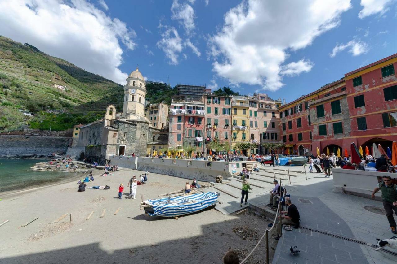 شقة Joivy Family Flat With Little Patio, Cinque Terre فيرناتْسا المظهر الخارجي الصورة