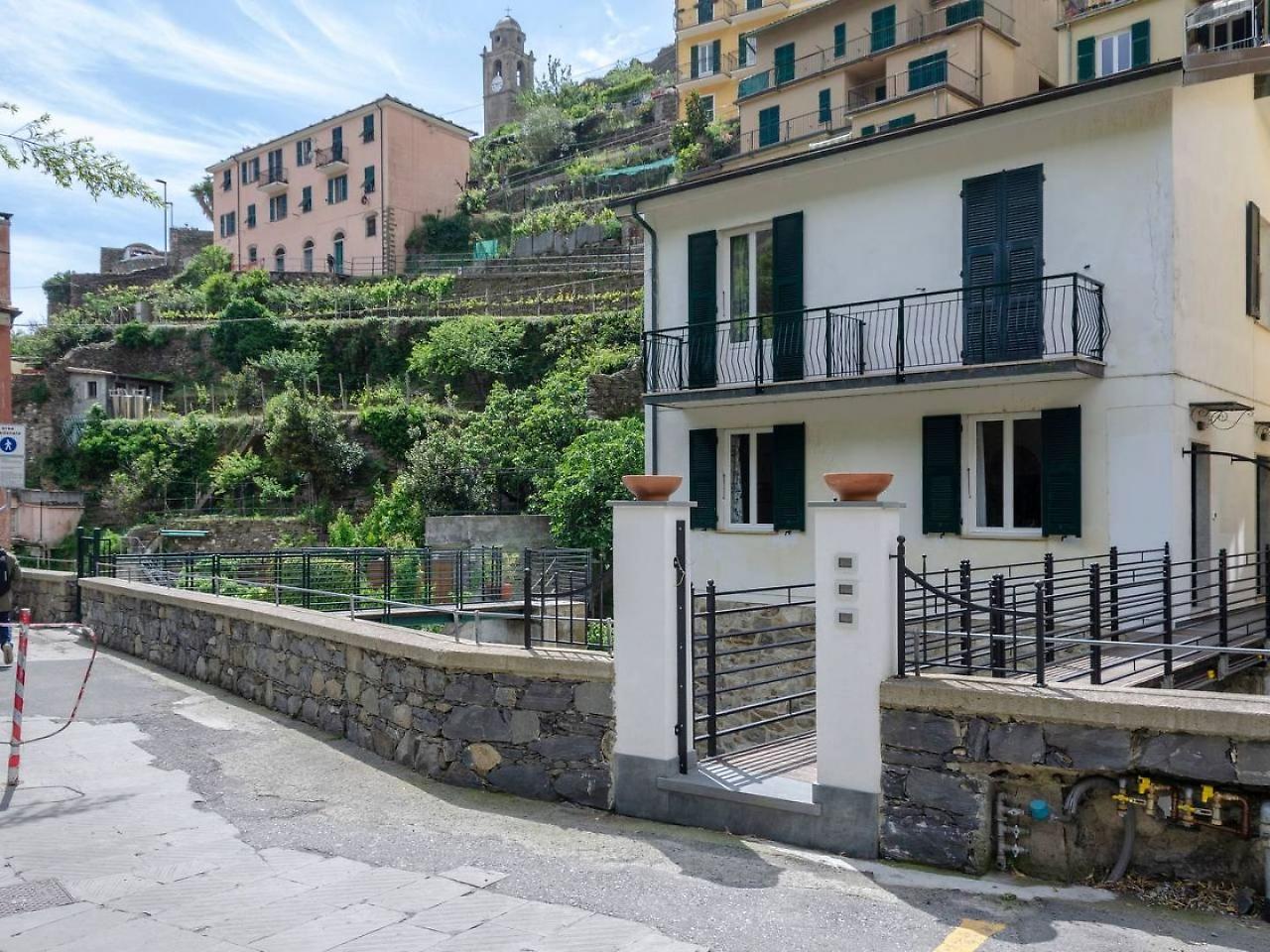 شقة Joivy Family Flat With Little Patio, Cinque Terre فيرناتْسا المظهر الخارجي الصورة